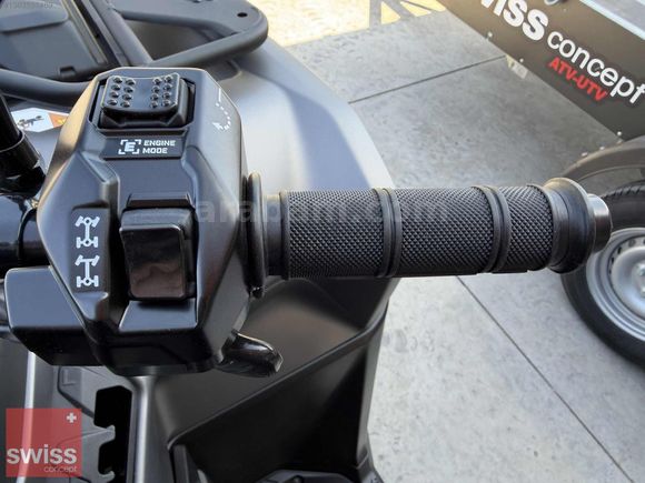 SWiSS CONCEPT'TEN 2026 CAN-AM OUTLANDER MAX XT 700 ABS