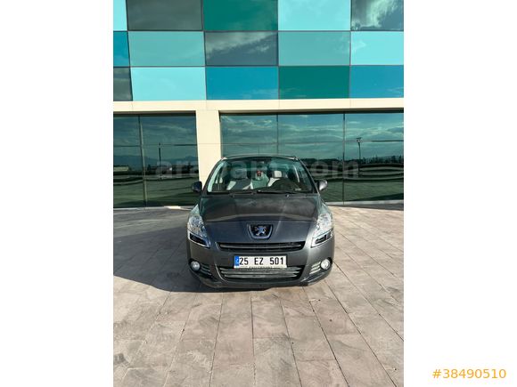 Sahibinden Peugeot 5008 1.6 HDi Premium Pack 2010 Model  213.000 km Gri