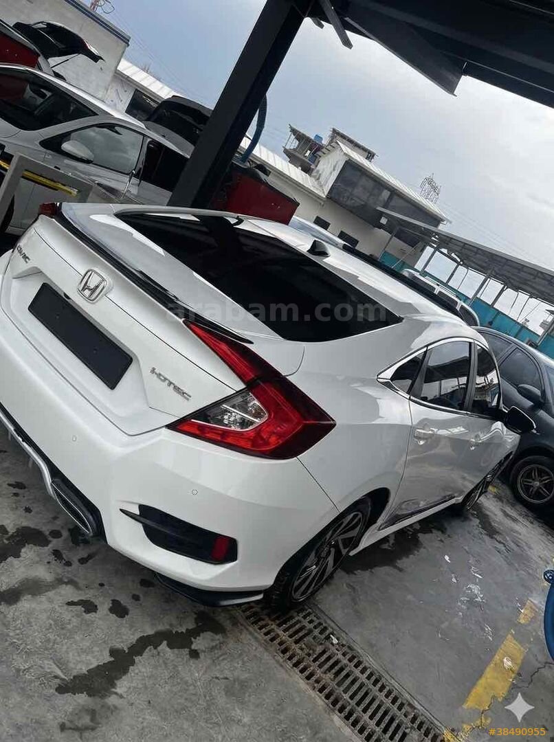 Sahibinden Honda Civic 1.6i DTEC Elegance 2018 Model Malatya 67.000 km Beyaz 3