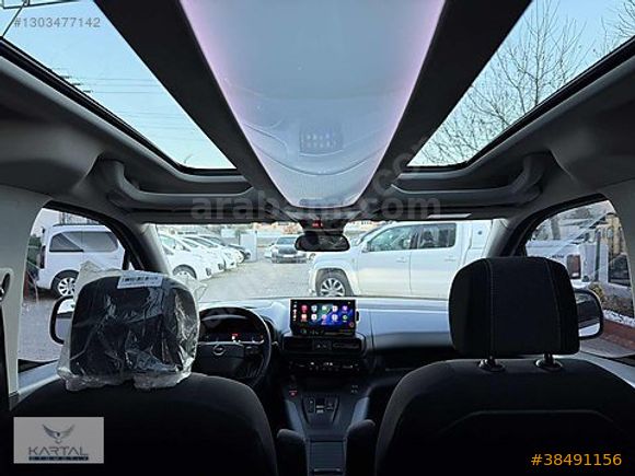 2025 COMBO 1.5 D ULTİMATE+CAM TAVAN BOYASIZ HATASIZ KARTAL AUTO