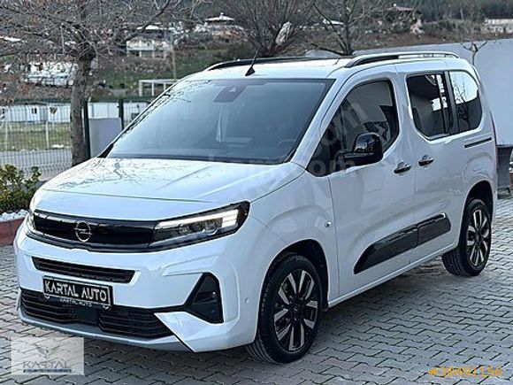 2025 COMBO 1.5 D ULTİMATE+CAM TAVAN BOYASIZ HATASIZ KARTAL AUTO