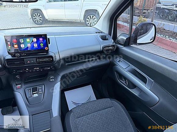 2025 COMBO 1.5 D ULTİMATE+CAM TAVAN BOYASIZ HATASIZ KARTAL AUTO