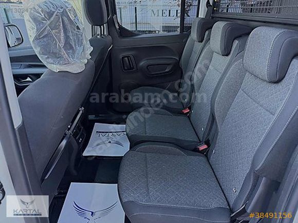 2025 COMBO 1.5 D ULTİMATE+CAM TAVAN BOYASIZ HATASIZ KARTAL AUTO