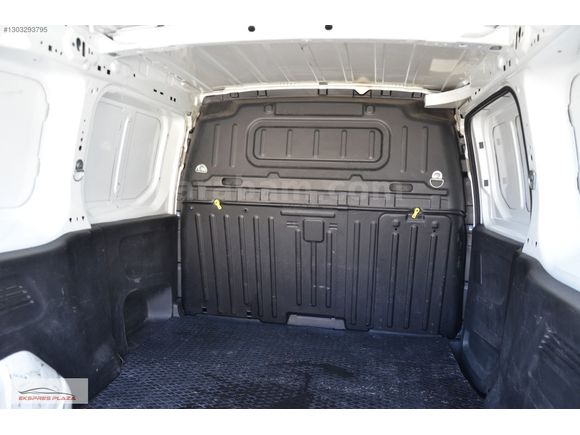 EKSPRES PLAZA'DAN 2021 PEUGEOT PARTNER 1.5 BLUEHDI COMFORT