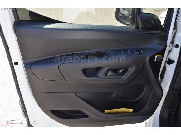 EKSPRES PLAZA'DAN 2021 PEUGEOT PARTNER 1.5 BLUEHDI COMFORT