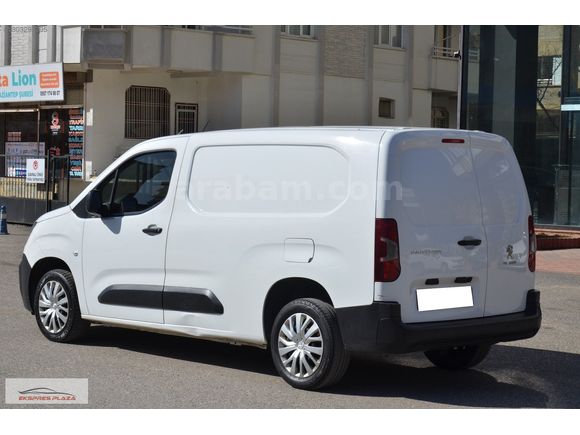 EKSPRES PLAZA'DAN 2021 PEUGEOT PARTNER 1.5 BLUEHDI COMFORT