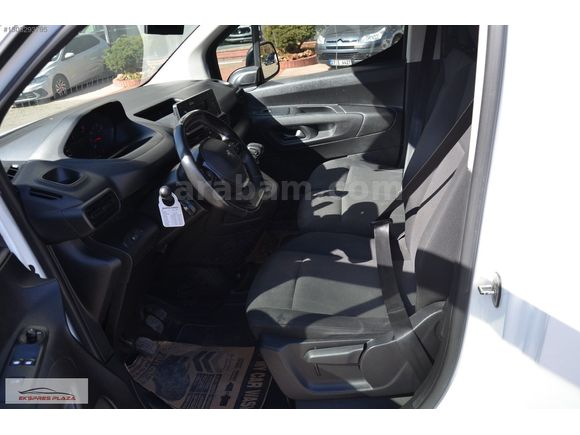 EKSPRES PLAZA'DAN 2021 PEUGEOT PARTNER 1.5 BLUEHDI COMFORT