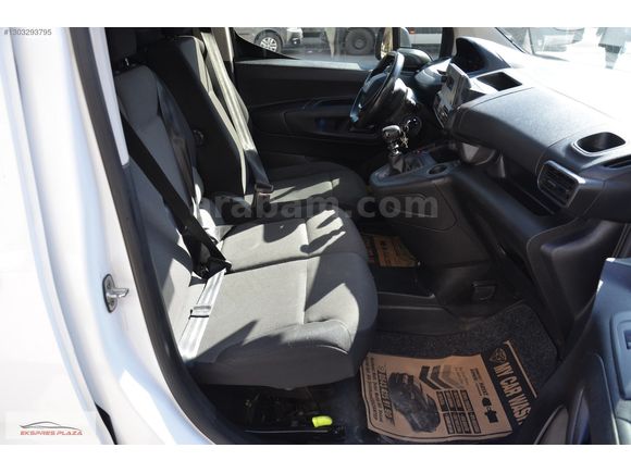 EKSPRES PLAZA'DAN 2021 PEUGEOT PARTNER 1.5 BLUEHDI COMFORT