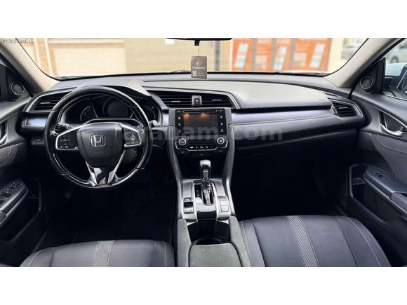 HONDA CİVİC 2018 106000 km de