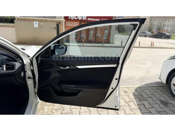 HONDA CİVİC 2018 106000 km de