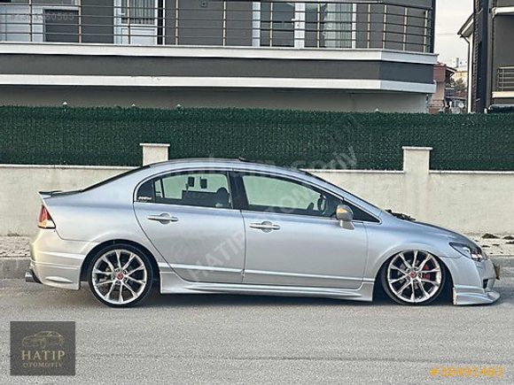 2009 ELEGANCE OTOMATİK VSA AİRLİ MAKYAJLI