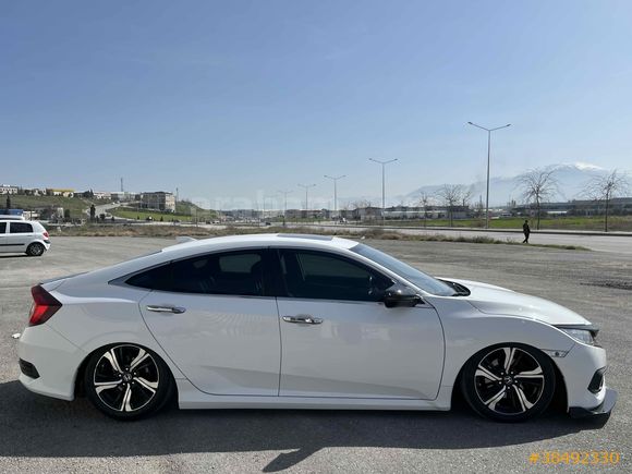 Sahibinden Honda Civic 1.6i DTEC Executive 2018 Model 