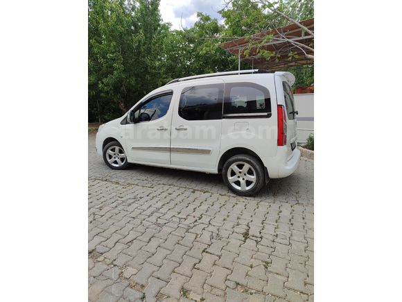 Sahibinden Peugeot Partner 1.6 HDI Premium Pack 2012 Model