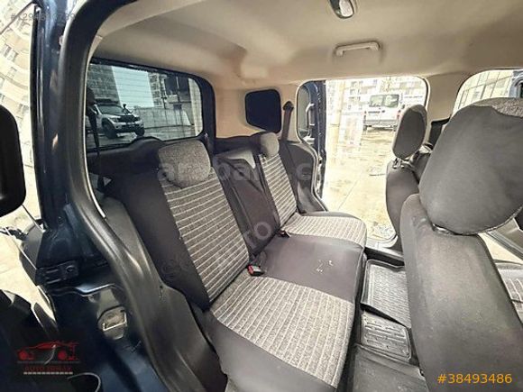 "AUTO IRMAK" 2023 FORD TITANIUM PLUS MAKYAJLI KASA 100HP DİZEL