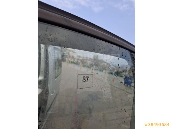 2.SAHİBİNDEN HATASIZ DEĞİŞENSİZ  2 PARÇA LOKAL BOYALI 147.500 KM WOLKSWAGEN CADDY