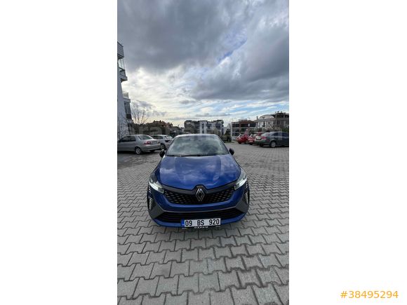Sahibinden Renault Clio 1.0 TCe Techno Esprit Alpine 2023 Model 