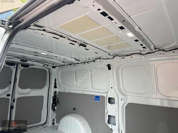 ŞAHCAR AUTO'DAN %100 K.K 12 AY TAKSİT / 2024 TRANSİT CUSTOM 320L