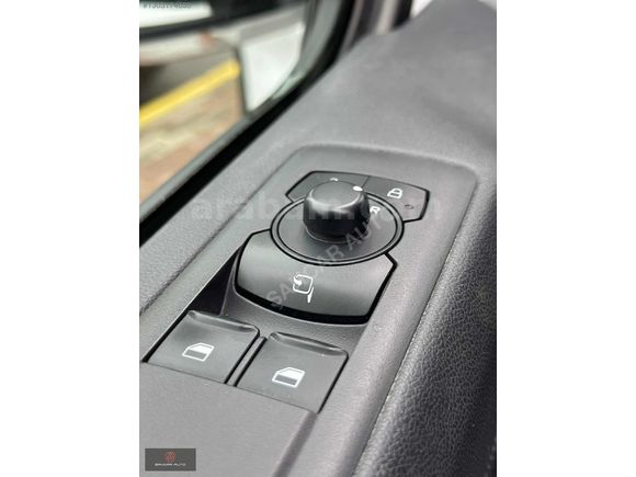 ŞAHCAR AUTO'DAN %100 K.K 12 AY TAKSİT / 2024 TRANSİT CUSTOM 320L