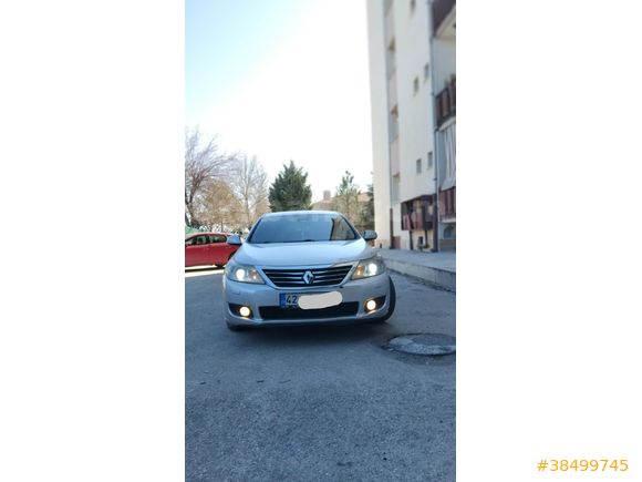son 15 gün memurdan  temiz bakımlı  Renault Latitude 1.5 dCi Privilege 2012 Model