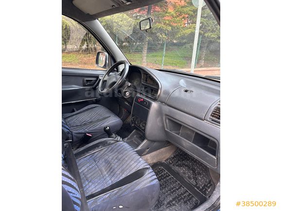 Sahibinden Peugeot Partner 1.9 D Combi 2000 Model
