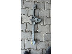 renault trafıc 2 sağ ön cam krıkosu