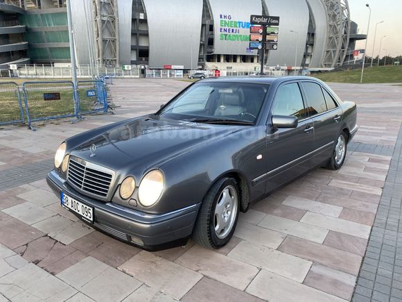E1 PAKET KOMPRESSÖR AVANGARDE 186 HP KOMPRESSÖR