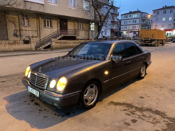 E1 PAKET KOMPRESSÖR AVANGARDE 186 HP KOMPRESSÖR