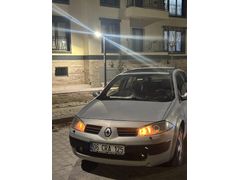 Sahibinden Renault Megane 1.6 Grandtour Dynamique 2004 Model  295.000 km Gri (Gümüş)