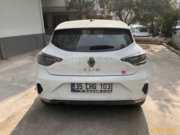 İlk sahibinden Renault Clio 1.0 TCe Joy 2024 Model İzmir