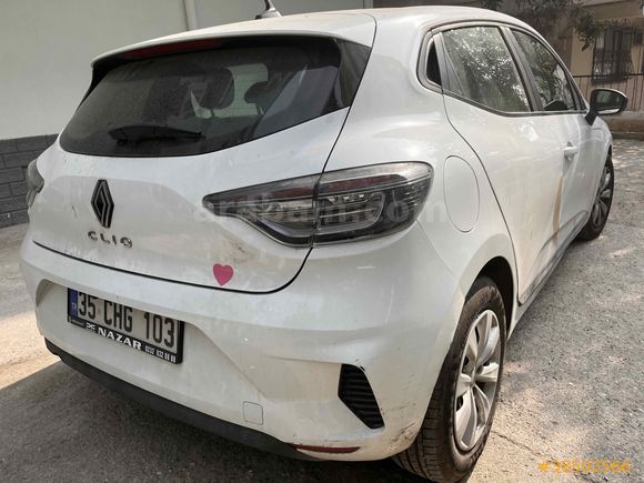 İlk sahibinden Renault Clio 1.0 TCe Joy 2024 Model İzmir