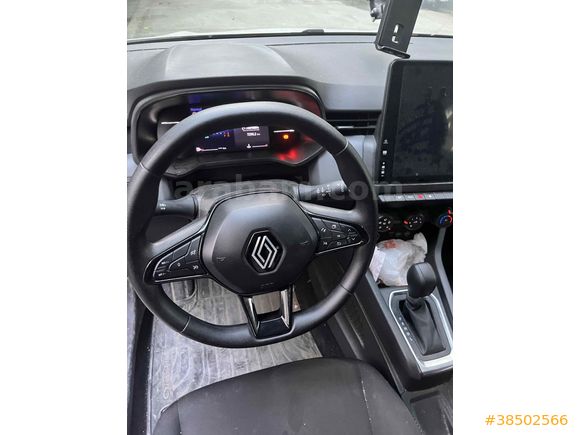İlk sahibinden Renault Clio 1.0 TCe Joy 2024 Model İzmir
