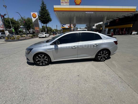 54 Özkan otomotiv den Megan 4