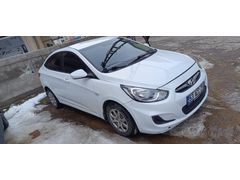 Hyundai Accent Blue
