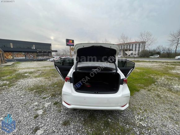 HATASIZ-SERVİS BAKIMLI 1.6 COROLLA VISION 89 BİN KM