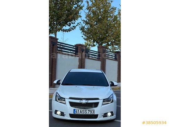 Sahibinden Chevrolet Cruze 1.6 Design Edition Plus 2011 Model 
