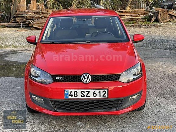 Değişensiz kırmızı Polo