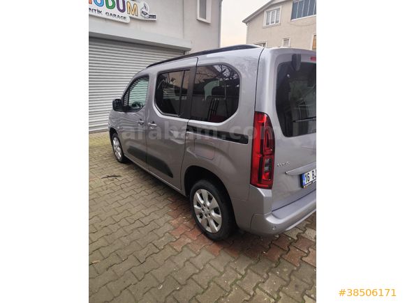 Sahibinden Opel Combo 1.5 CDTI Edition 2024 Model  20.000 km Gri
