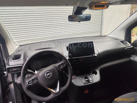 Sahibinden Opel Combo 1.5 CDTI Edition 2024 Model  20.000 km Gri