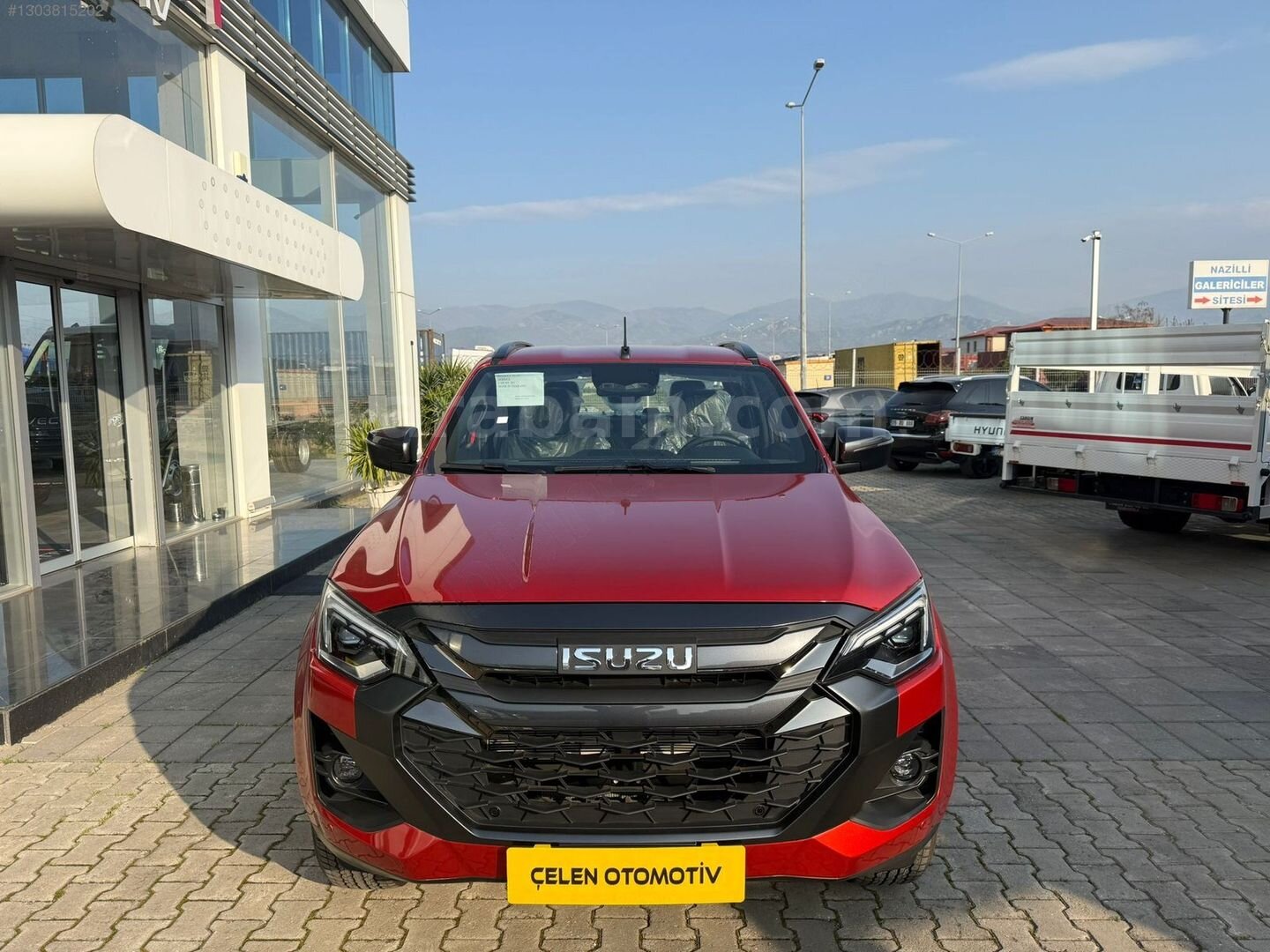 ÇELEN OTOMOTİV DEN 2024 MODEL ISUZU D MAX 1.9 D 4X4 V-CROSS 0KM 3