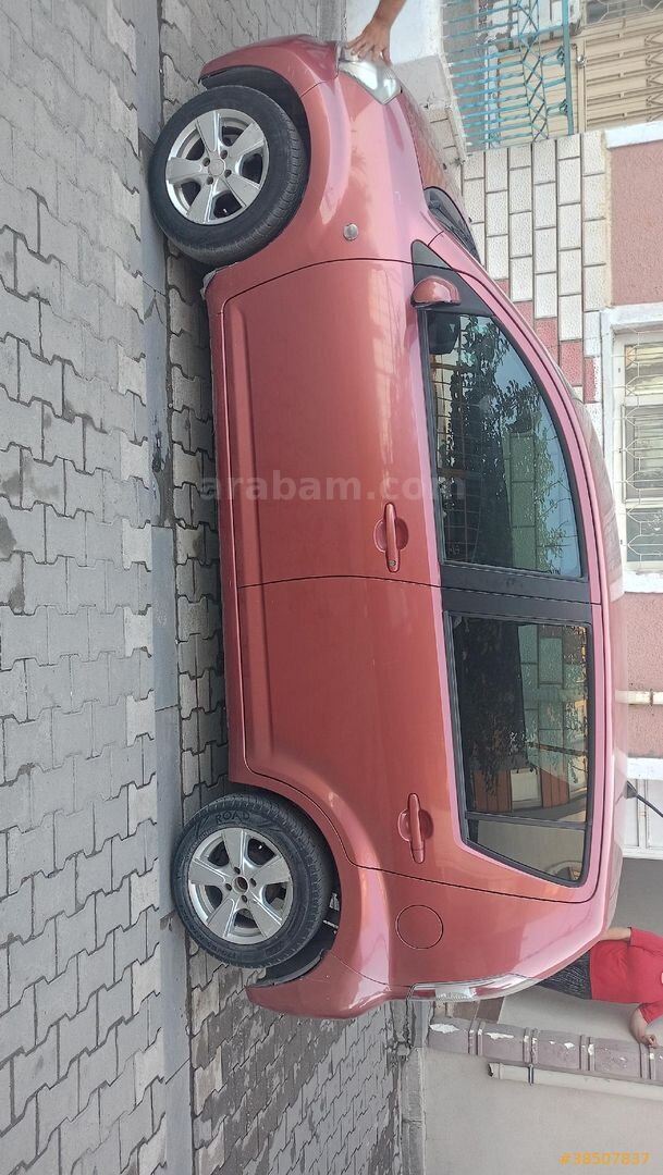 Sahibinden Daihatsu Sirion 1.3 Sporty 2006 Model Malatya 209.000 km Diğer 6
