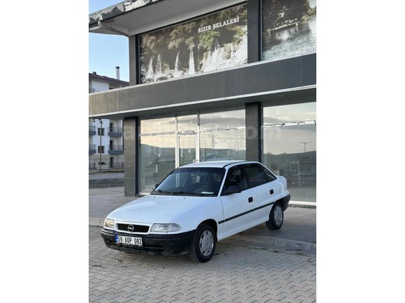 Opel astra değişensiz tertemiz 