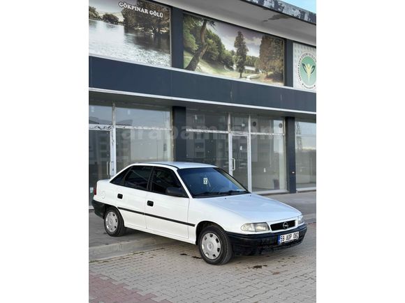 Opel astra değişensiz tertemiz 