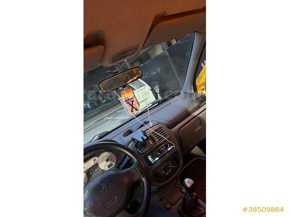 Sahibinden Renault Clio 2 1.4  16 valf 2001 Model  323000 km Altın