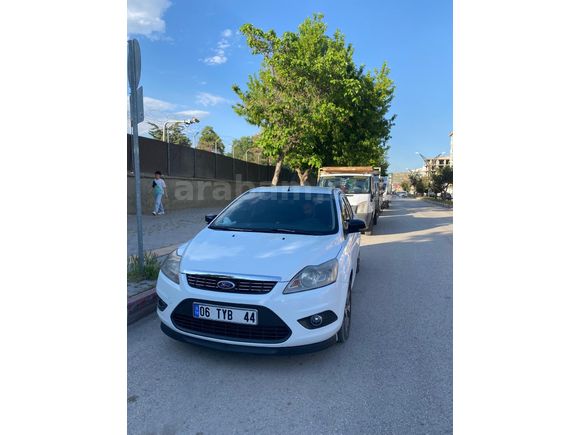 Sahibinden Ford Focus 1.6 Comfort 2010 Model  263.000 km Beyaz