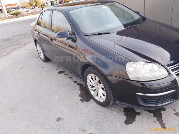 Sahibinden Volkswagen Jetta 1.6 TDi Otamatik Primeline 2011 Model  256. 000 km Siyah