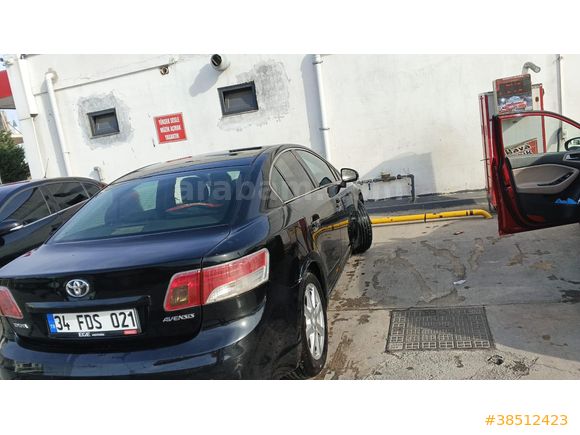 Sahibinden Toyota Avensis 1.6 Elegant Extra 2010 Model  228.000 km Siyah