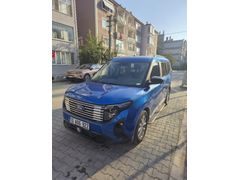 Sahibinden Ford Tourneo Courier 1.0 EcoBoost Titanium 2024 Model