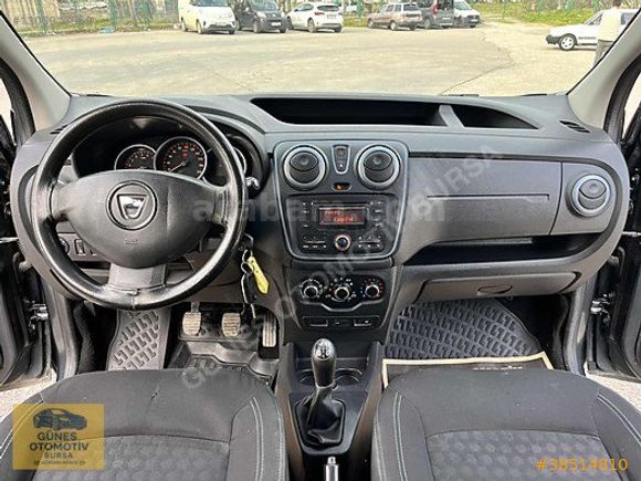 GÜNEŞ_otomotiv den ORJİNAL HATASIZ-BOYASIZ-BAKIMLI DACİA Stepway