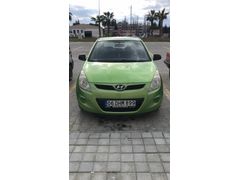 Sahibinden Hyundai i20 1.2 MPI Team 2009 Model  153000 km Yeşil (metalik)