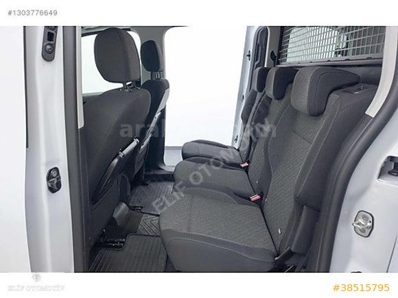 OPEL COMBO 2025 1.5 D ESSENTİAL OTOMATİK VTS 3.999 KM'DE LEKESİZ
